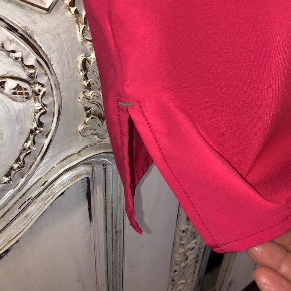 Carhartt Pink Short Sleeve Scrubs Top Size Large - Picture 6 of 6